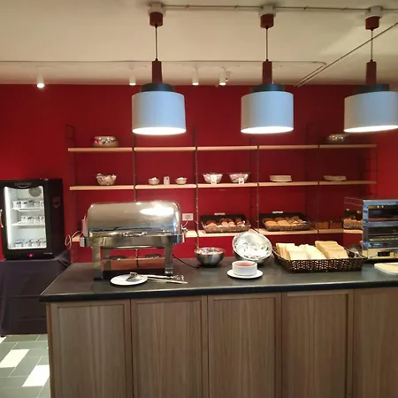 费拉欧尼斯酒店 3*