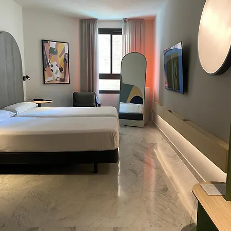 Onix Fira Hotel 3*